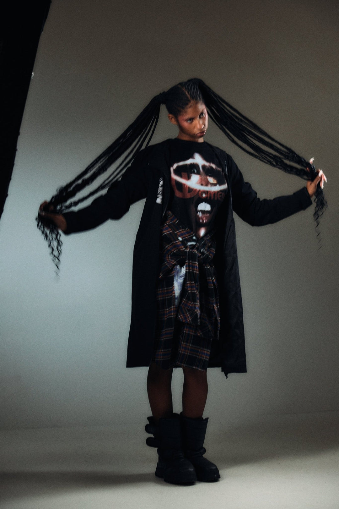 WOMEN T-Shirt - Troubled Water